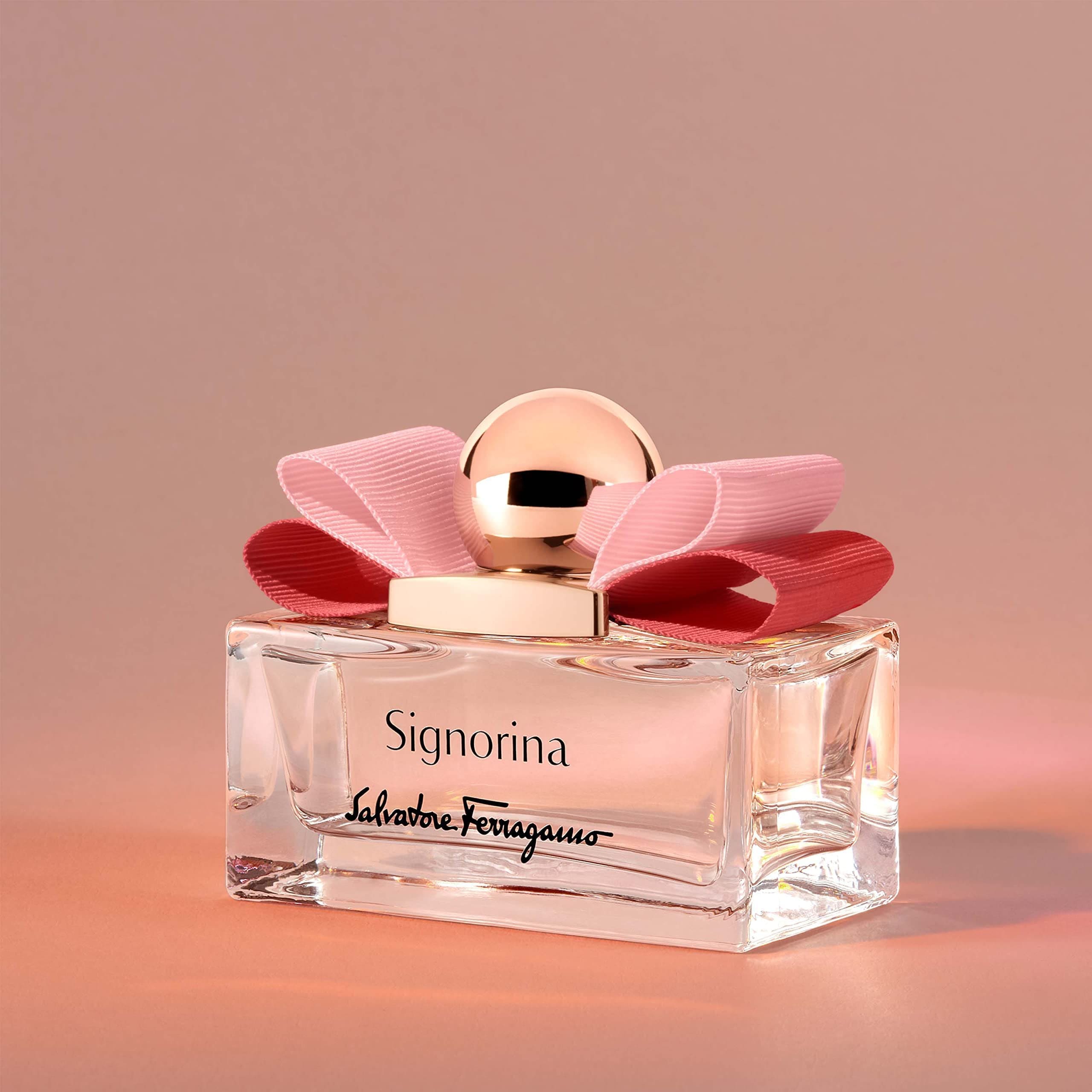 سالواتوره فراگامو سیگنورینا | Salvatore Ferragamo - Signorina
